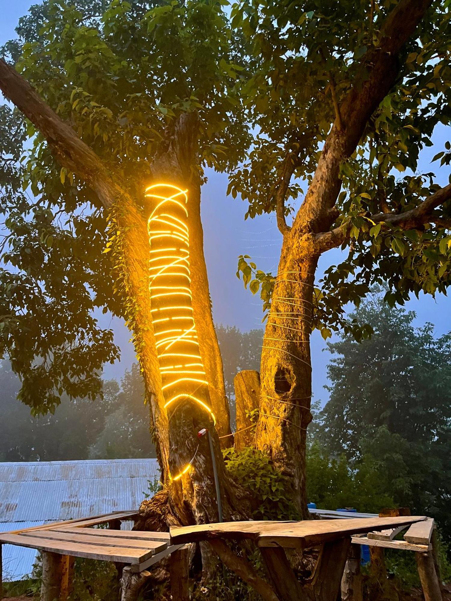 Misty Peaks Resort Murree Exterior foto